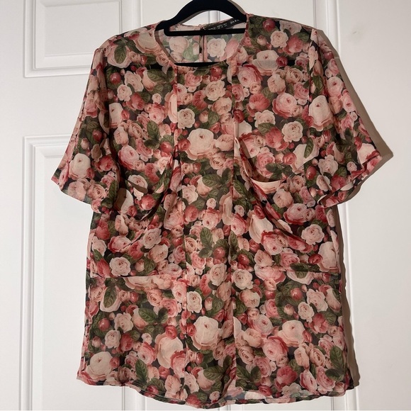 Zara Tops - ❤️2/$15 or 3/$21❤️ Zara Floral Sheer Short Sleeve Top, Size Medium